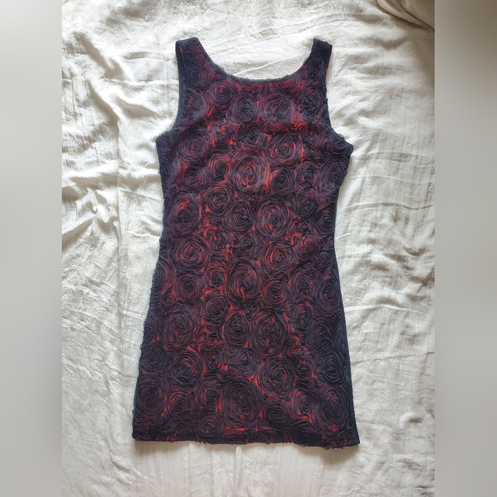 Peppermint Black Rose Lace Overlay Coral Mini Dress Size M